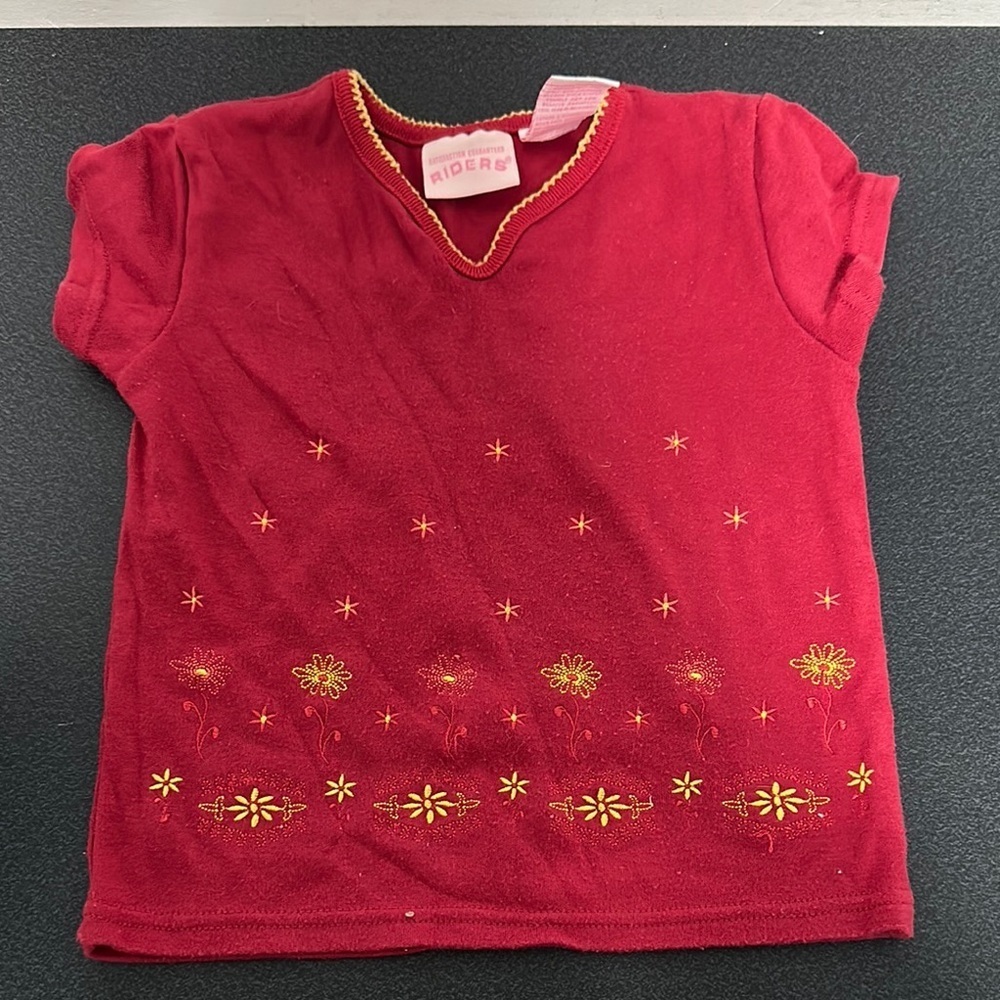 Riders by Lee Red Short Sleeve Tee with Gold Accents 90’s